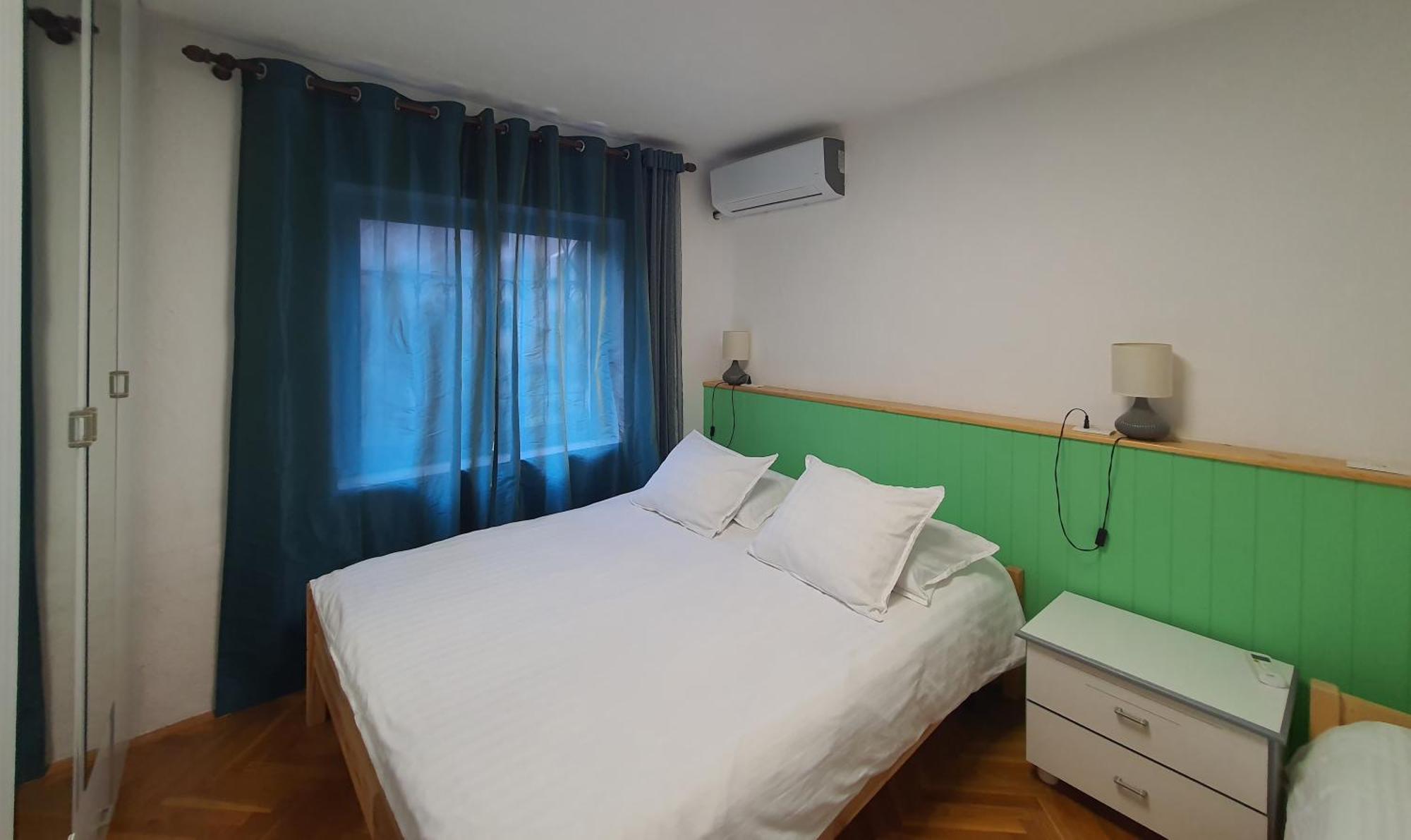 Central Home Away From Home Shkoder Exterior photo